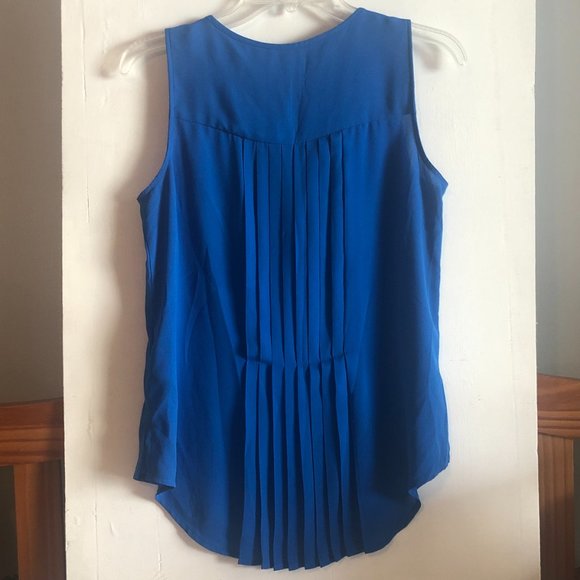BANANA REPUBLIC Royal Blue Top - Picture 2 of 8
